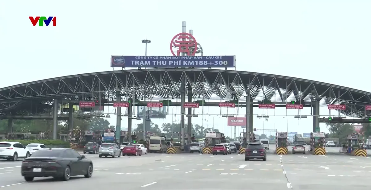 Hà Nội: Tăng cường giải pháp giảm ùn tắc giao thông cuối đợt nghỉ lễ - Ảnh 1.
