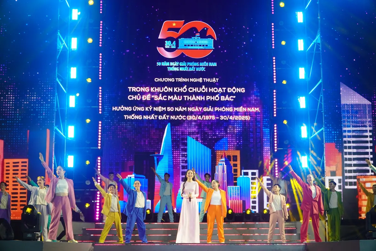 Dư âm những ngày rực rỡ Sắc màu thành phố Bác - Ảnh 7.