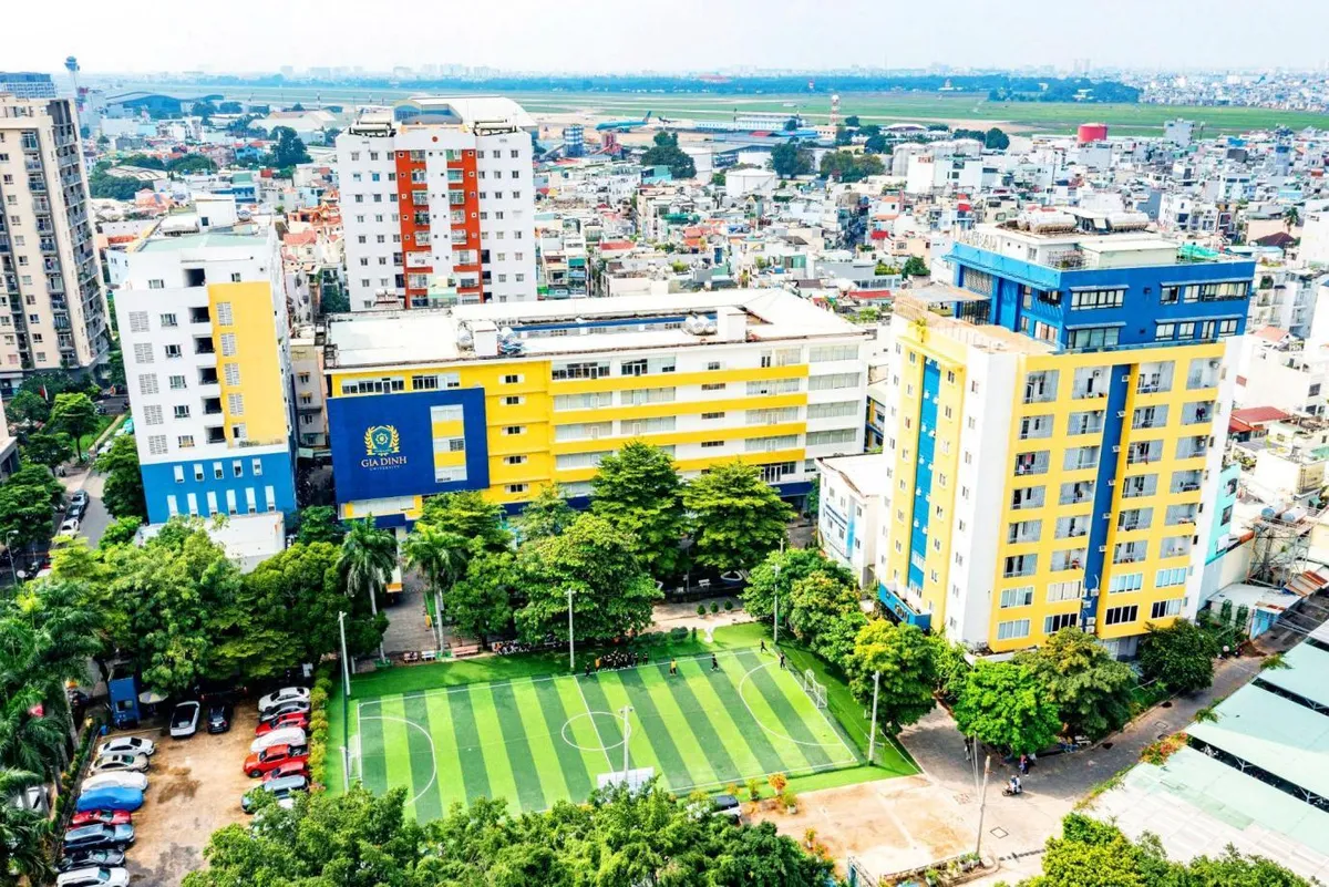 Giải mã bí kíp chọn trường: Sinh viên hưởng lợi kép từ sự tập trung và tinh giản - Ảnh 3.