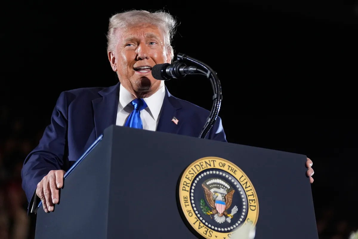 Tổng thống Mexico từ chối đề nghị gửi quân qua biên giới của ông Trump - Ảnh 2.