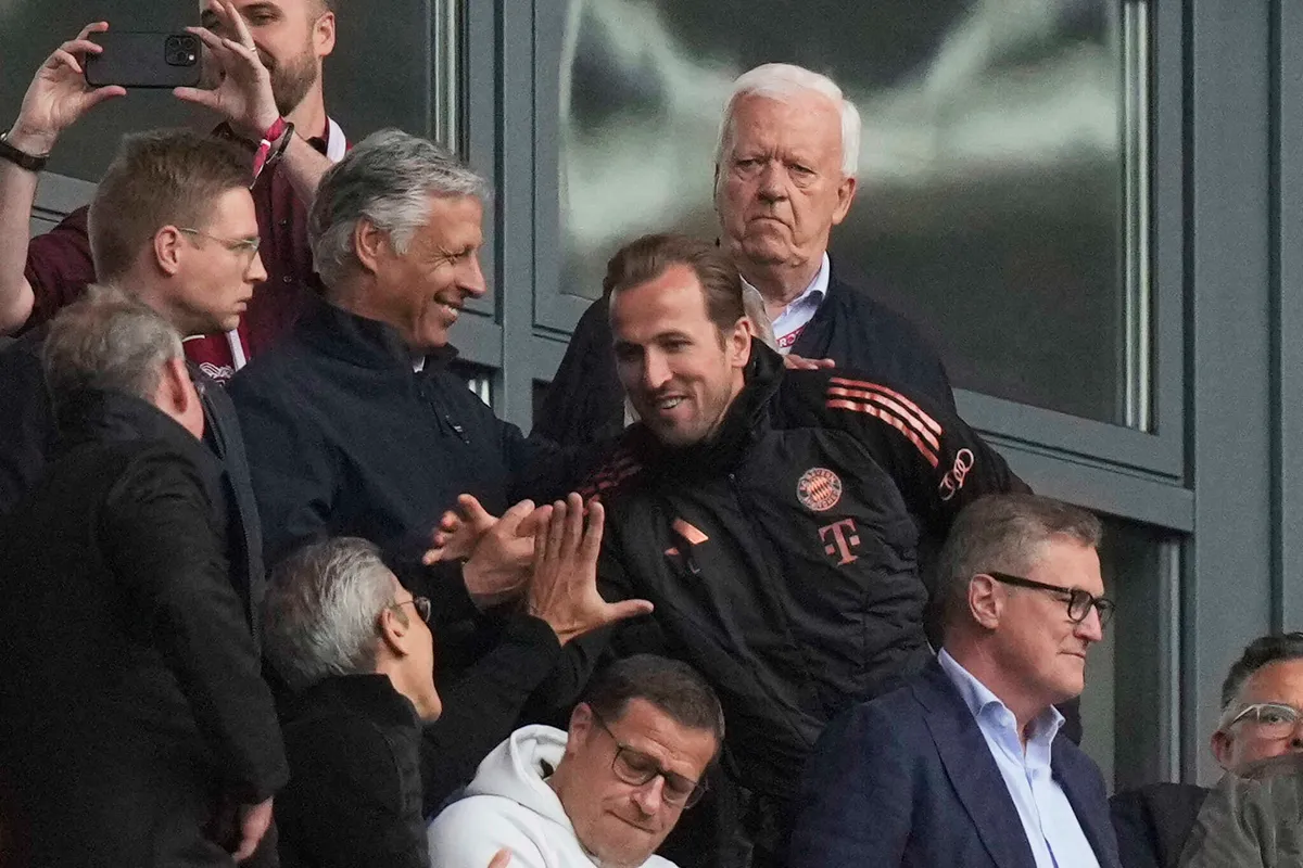 Bayern Munich đánh rơi chiến thắng phút chót, Harry Kane tiếp tục lỡ hẹn danh hiệu - Ảnh 1.