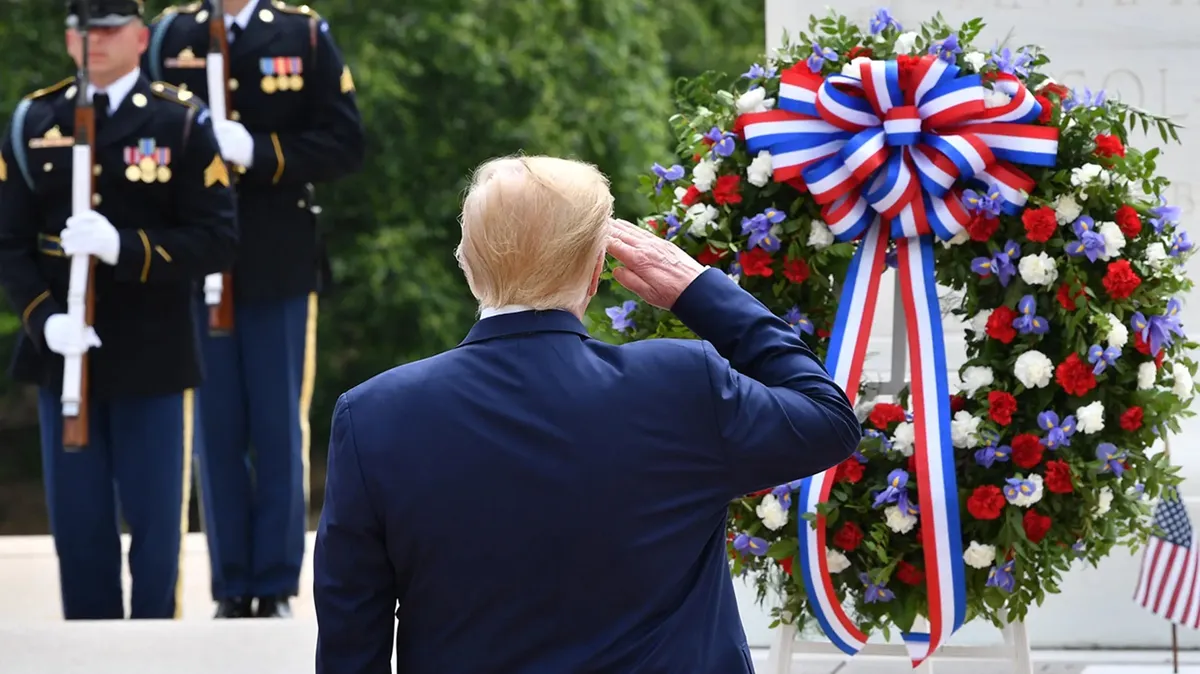 Mỹ sẽ duyệt binh lớn trùng ngày sinh nhật của ông Trump - Ảnh 2.