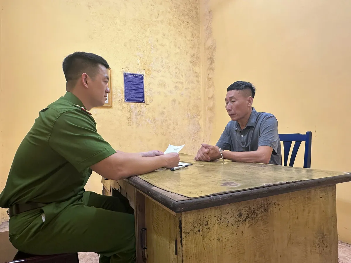 Khởi tố loạt cán bộ ở huyện Thường Tín vì liên quan đến nhận hối lộ, môi giới hối lộ - Ảnh 2. Khởi tố loạt cán bộ ở huyện Thường Tín vì liên quan đến nhận hối lộ, môi giới hối lộ - Ảnh 2.