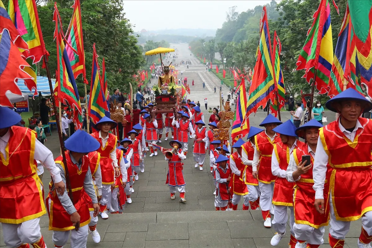 Văn hoá Giỗ Tổ Hùng Vương: Sức hút du lịch hướng về cội nguồn - Ảnh 7.