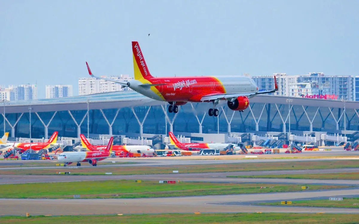 Quý I/2025, Vietjet đạt lợi nhuận hợp nhất tăng 24% so với cùng kỳ - Ảnh 1. Quý I/2025, Vietjet đạt lợi nhuận hợp nhất tăng 24% so với cùng kỳ - Ảnh 1.