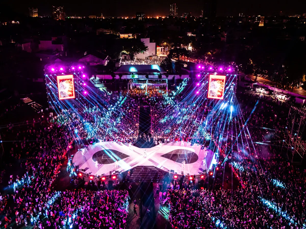 Đại nhạc hội Du lịch Bà Rịa - Vũng Tàu VFEST ALL STARS - Ảnh 1.