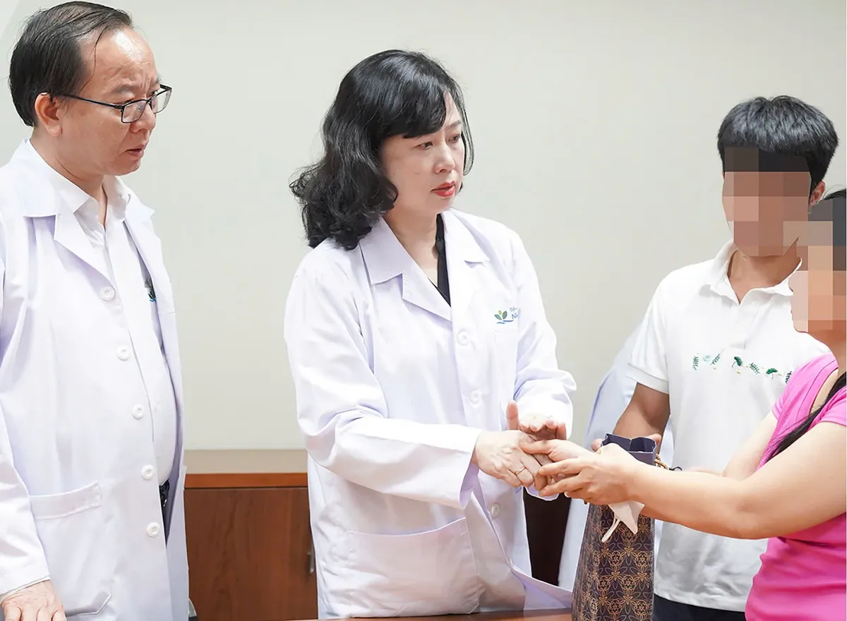 Vụ bé trai bị tai nạn tại Nam Định: Trẻ đã qua cơn nguy kịch - Ảnh 1. Vụ bé trai bị tai nạn tại Nam Định: Trẻ đã qua cơn nguy kịch - Ảnh 1.