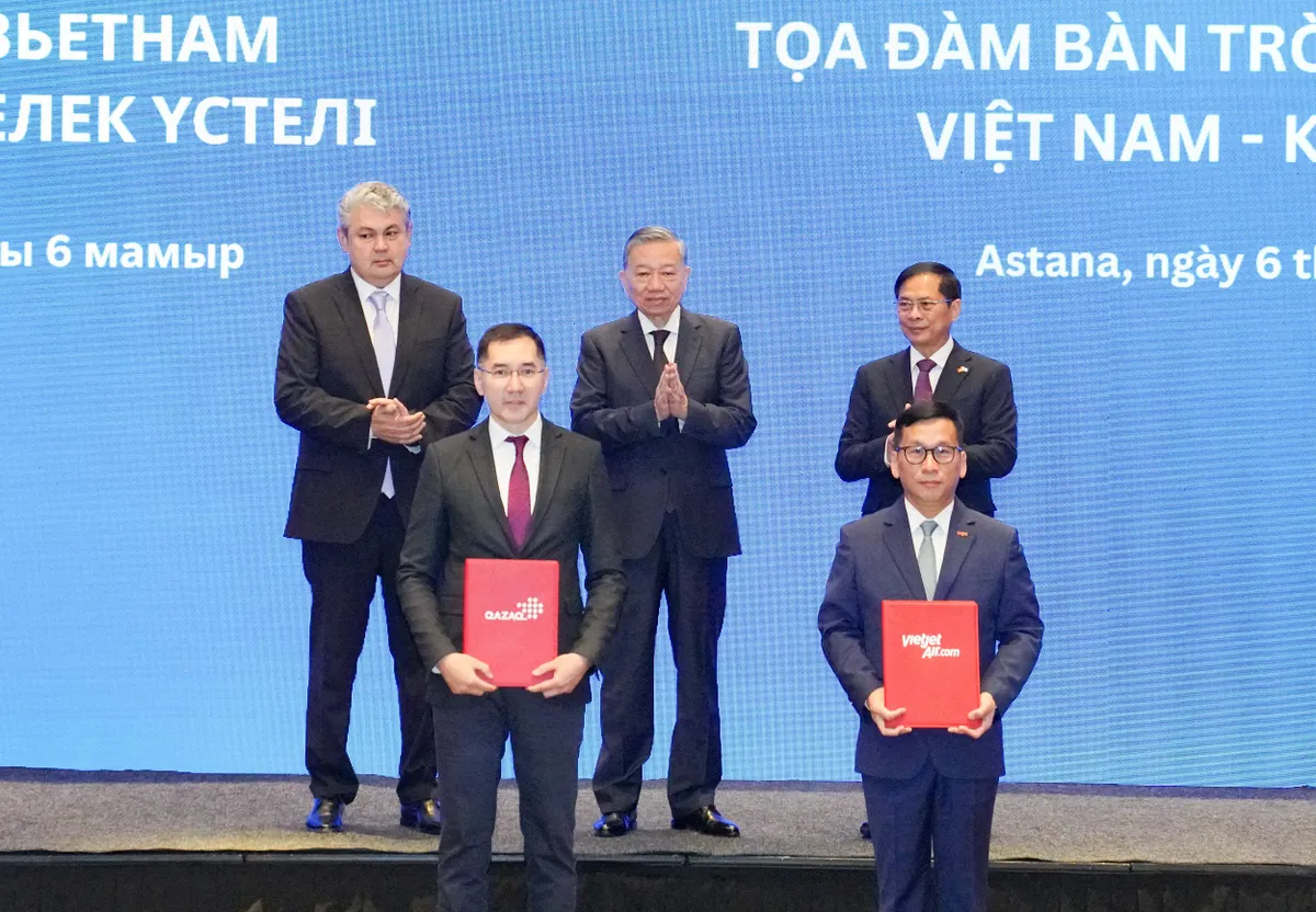 Vietjet ra mắt hãng hàng không Vietjet Qazaqstan - Ảnh 2.