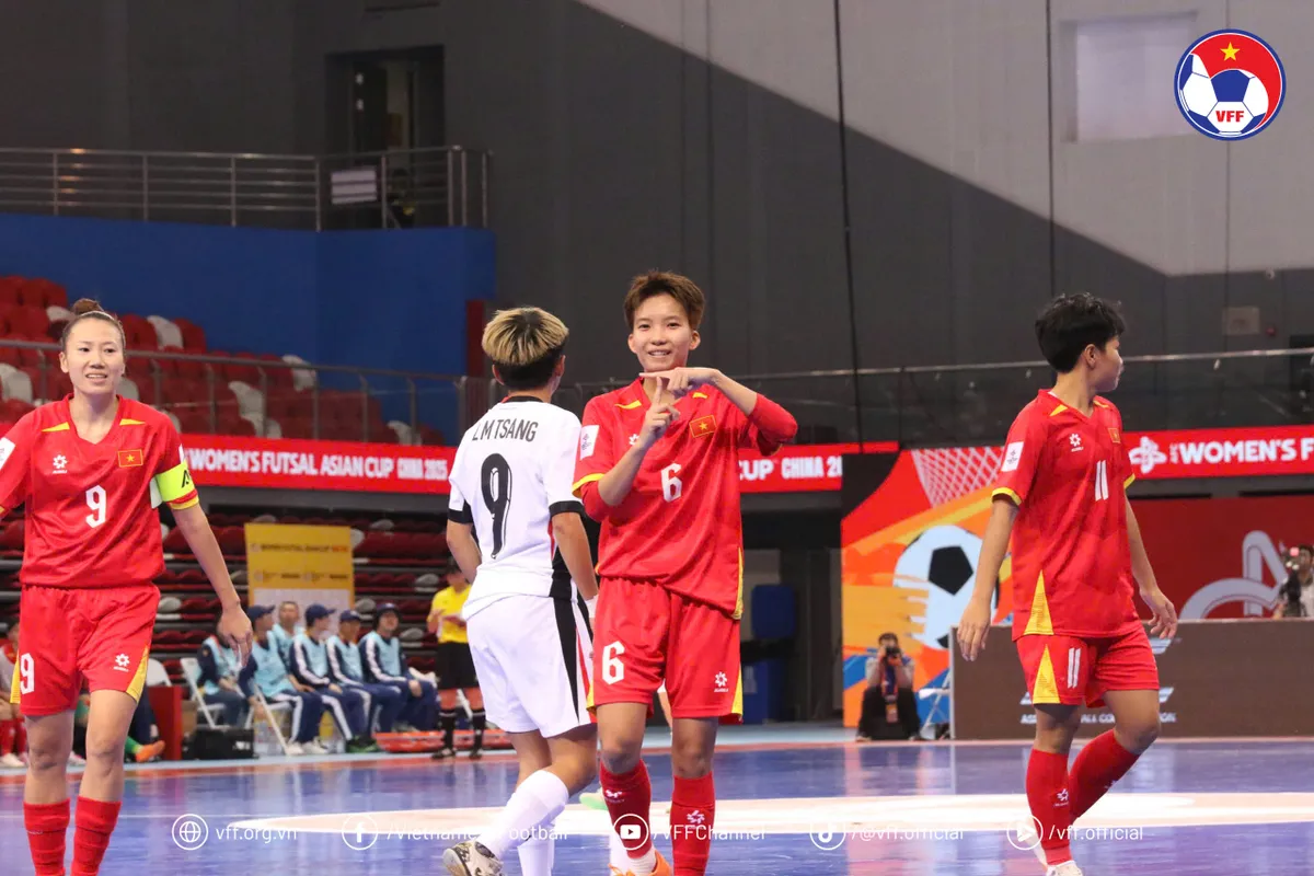 ĐT futsal nữ Việt Nam giành chiến thắng kịch tính trước Hồng Kông (Trung Quốc) - Ảnh 2.