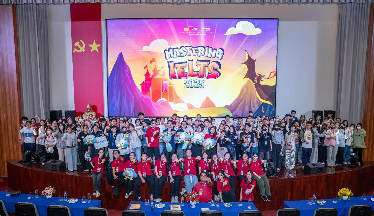 Học IELTS không khó, chỉ là bạn chưa học đúng: Góc nhìn từ Workshop Mastering IELTS tại HUFLIT - Ảnh 1.