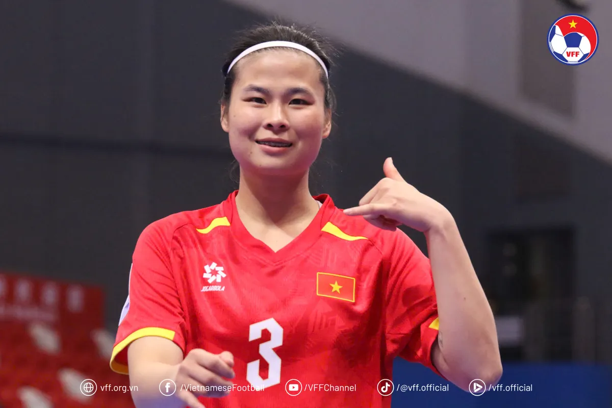 ĐT futsal nữ Việt Nam giành chiến thắng kịch tính trước Hồng Kông (Trung Quốc) - Ảnh 4.
