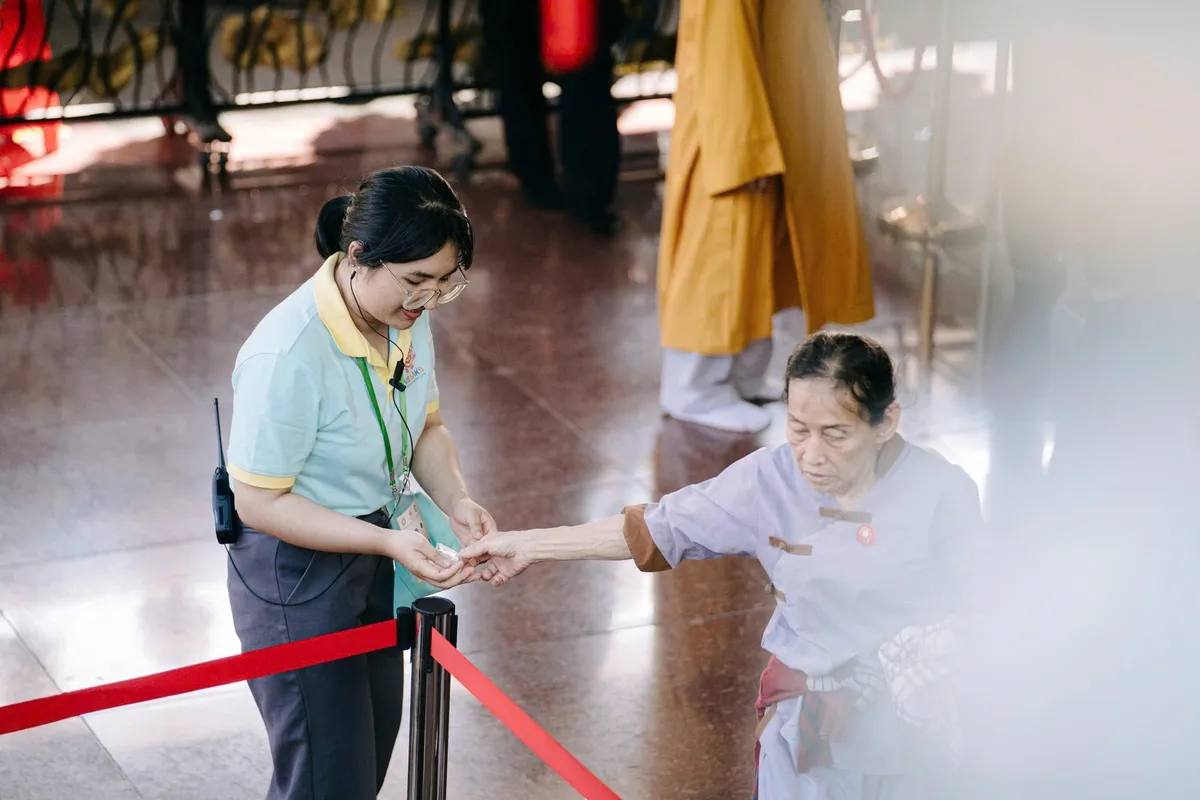 Tuổi trẻ TP Hồ Chí Minh nỗ lực vì thành công của Đại lễ Vesak Liên hợp quốc 2025 - Ảnh 2.