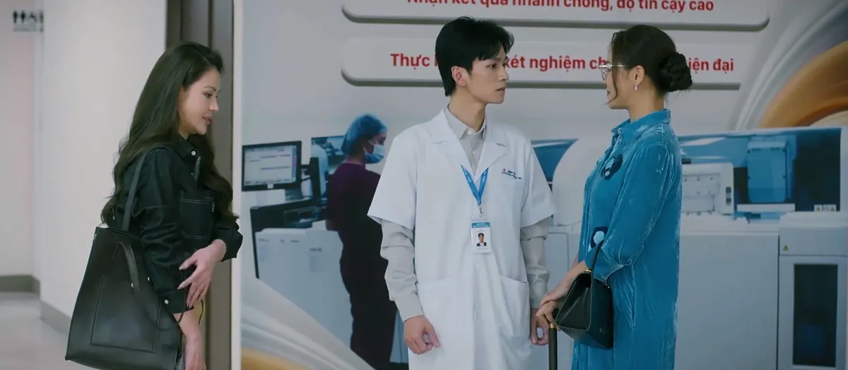 Cha tôi, người ở lại - Tập 35: Bố Chính qua đêm với cô kiến trúc sư xinh đẹp Tuệ Minh - Ảnh 10.
