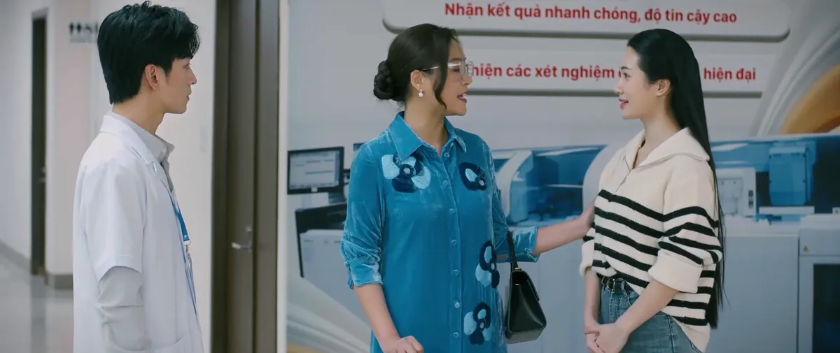 Cha tôi, người ở lại - Tập 35: Bố Chính qua đêm với cô kiến trúc sư xinh đẹp Tuệ Minh - Ảnh 11.