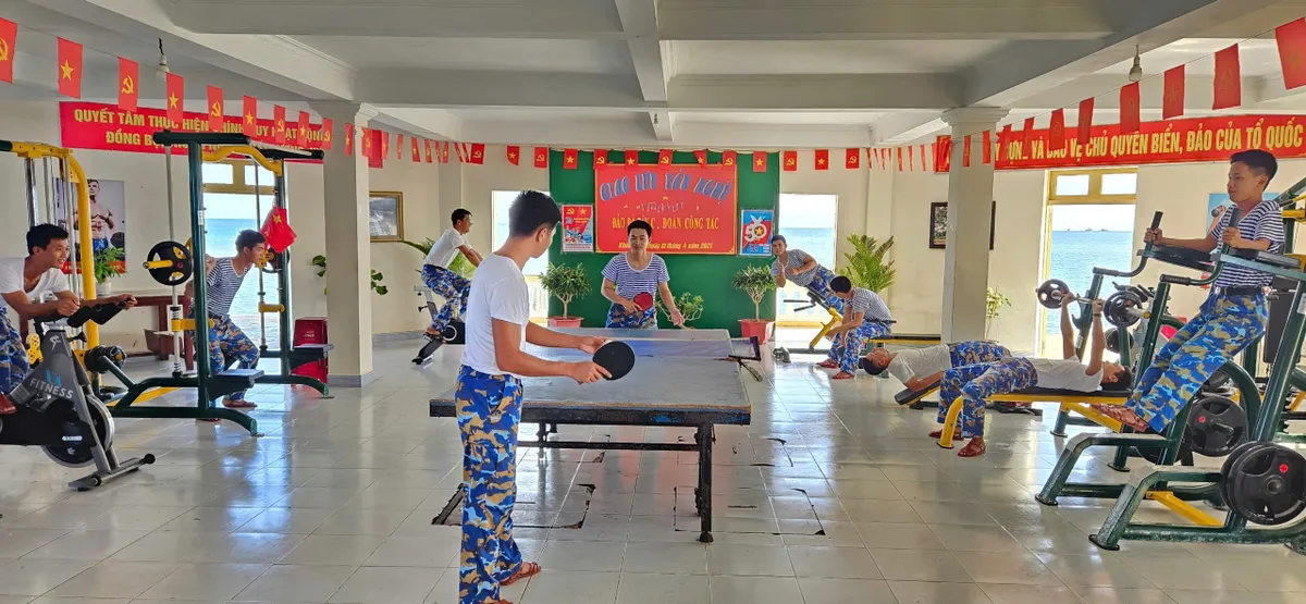 Sôi nổi các hoạt động kỷ niệm 47 năm thành lập Đoàn Trường Sa - Ảnh 5.