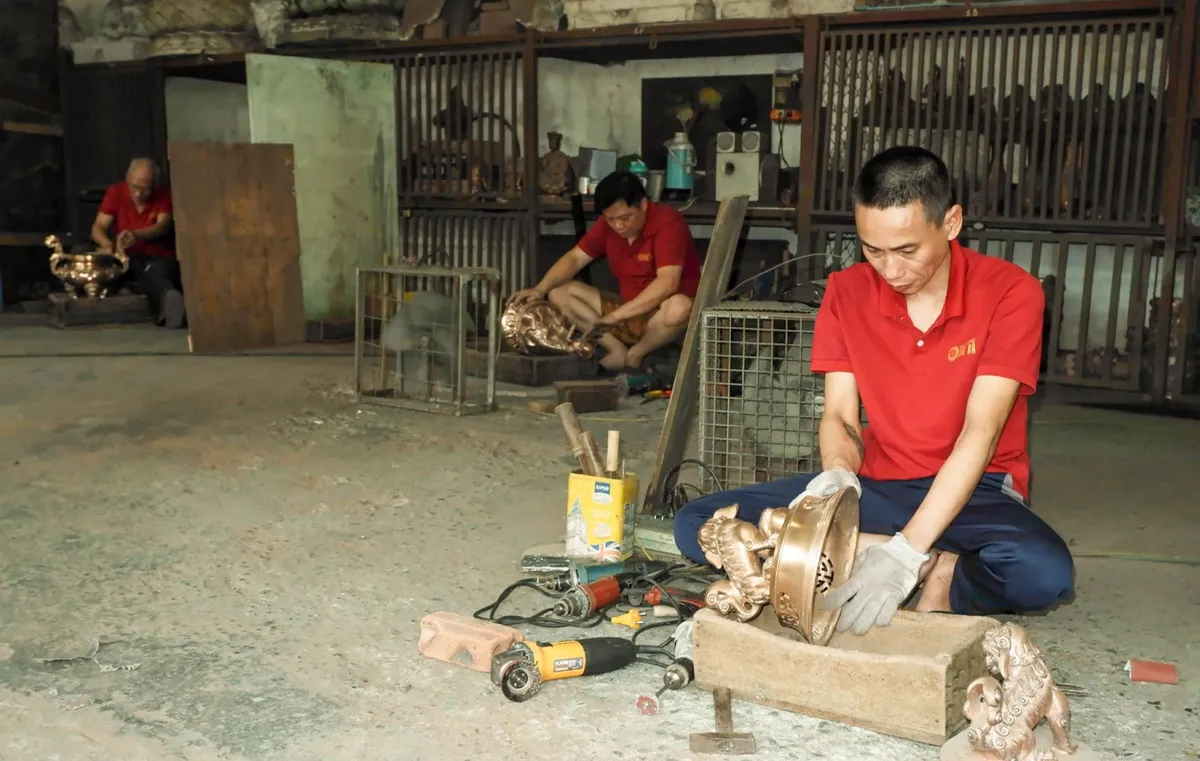 Lửa đồng không tắt nơi làng cổ Ngũ Xã - Ảnh 5.