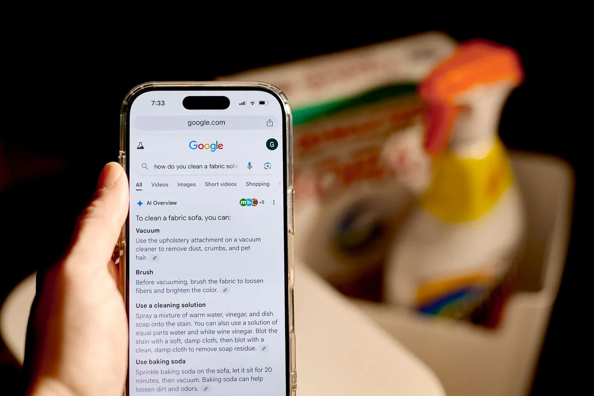 Người dùng không còn “Google trước” mà hỏi AI trước: Tuyên bố từ Apple khiến Alphabet chao đảo - Ảnh 1.