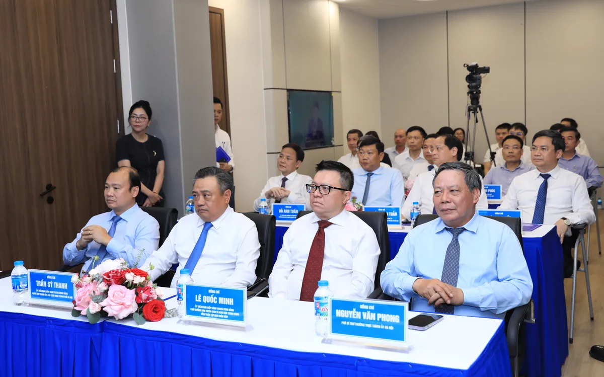 Hà Nội ra mắt Trung tâm Báo chí Thủ đô: Công khai - minh bạch - hiện đại - Ảnh 2.