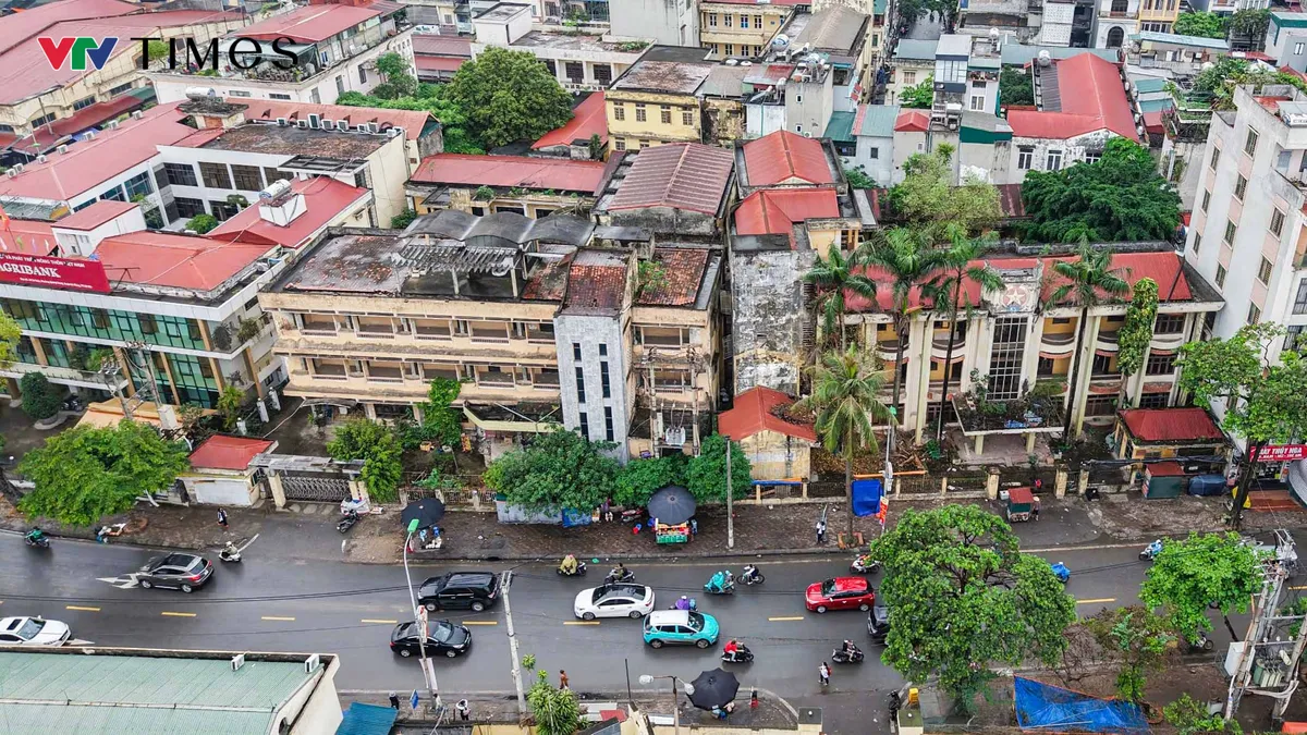 Hơn 1km, 5 trụ sở công bỏ hoang trên phố Tô Hiệu (Hà Đông) - Ảnh 3.