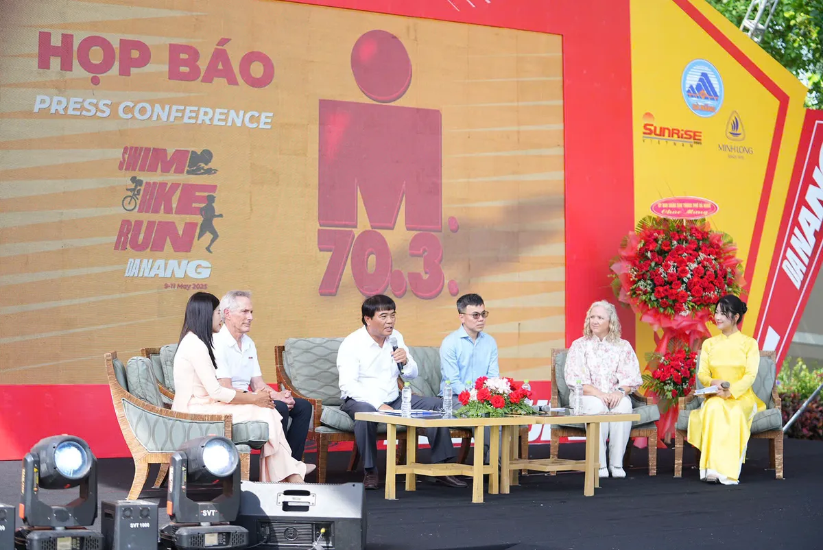 Hơn 3.500 VĐV trong nước và quốc tế tranh tài tại Giải Ironman 70.3 Đà Nẵng 2025 - Ảnh 2.