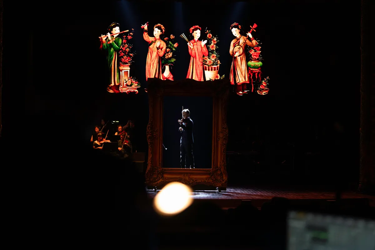 CHẠM Show: Không gian đối thoại văn hóa Việt - Âu đặc sắc, hứa hẹn khuấy động mùa hè - Ảnh 2.