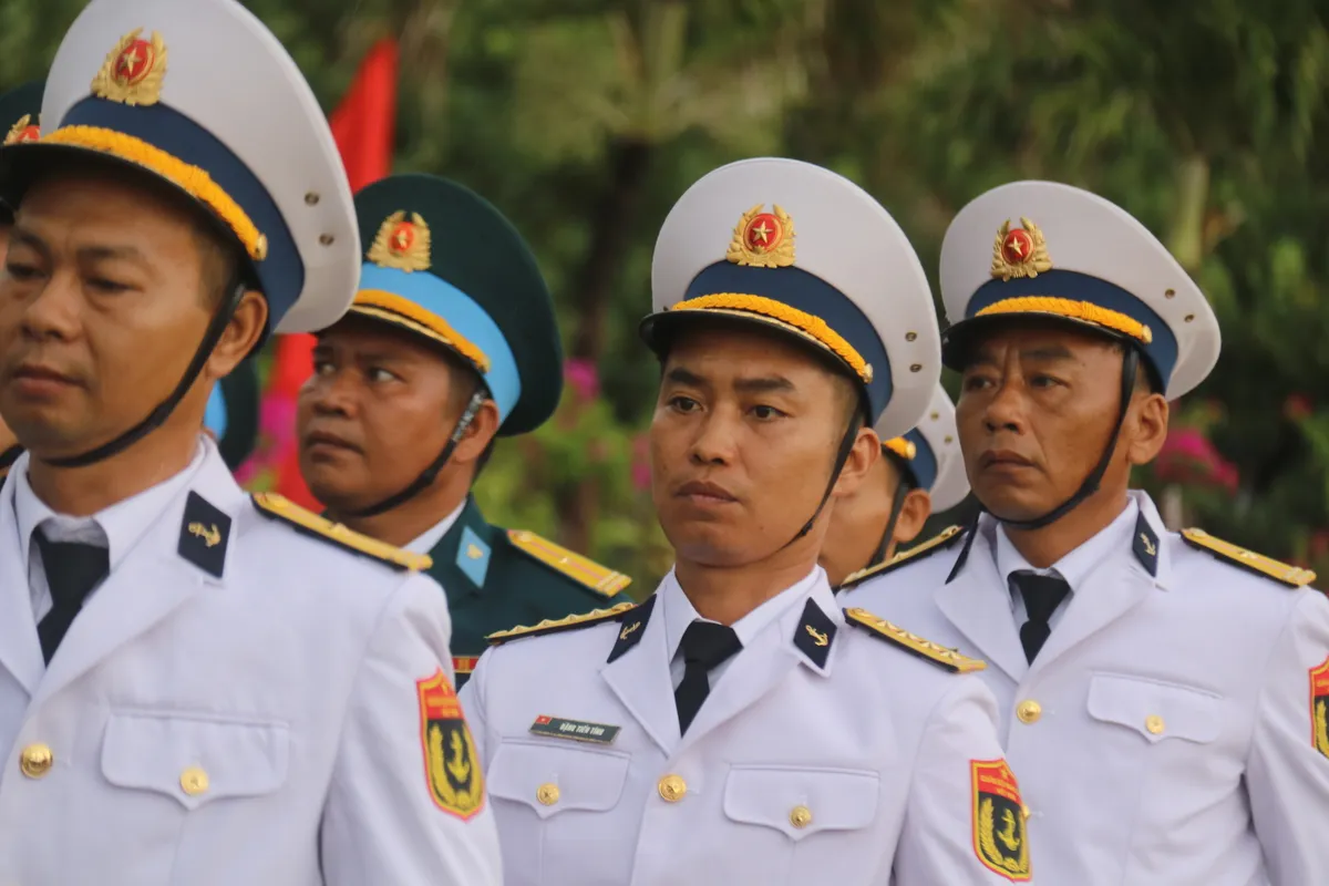 Trường Sa tháng 5 rực rỡ: Khi Tổ Quốc nhìn từ biển đảo - Ảnh 3.