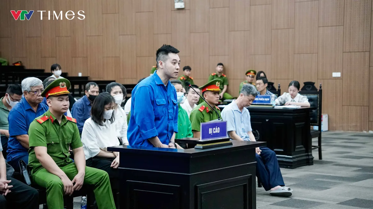 Xét xử vụ khai thác trái phép đất hiếm: Chủ tịch Công ty Thái Dương bị truy tố về 3 tội danh - Ảnh 17.