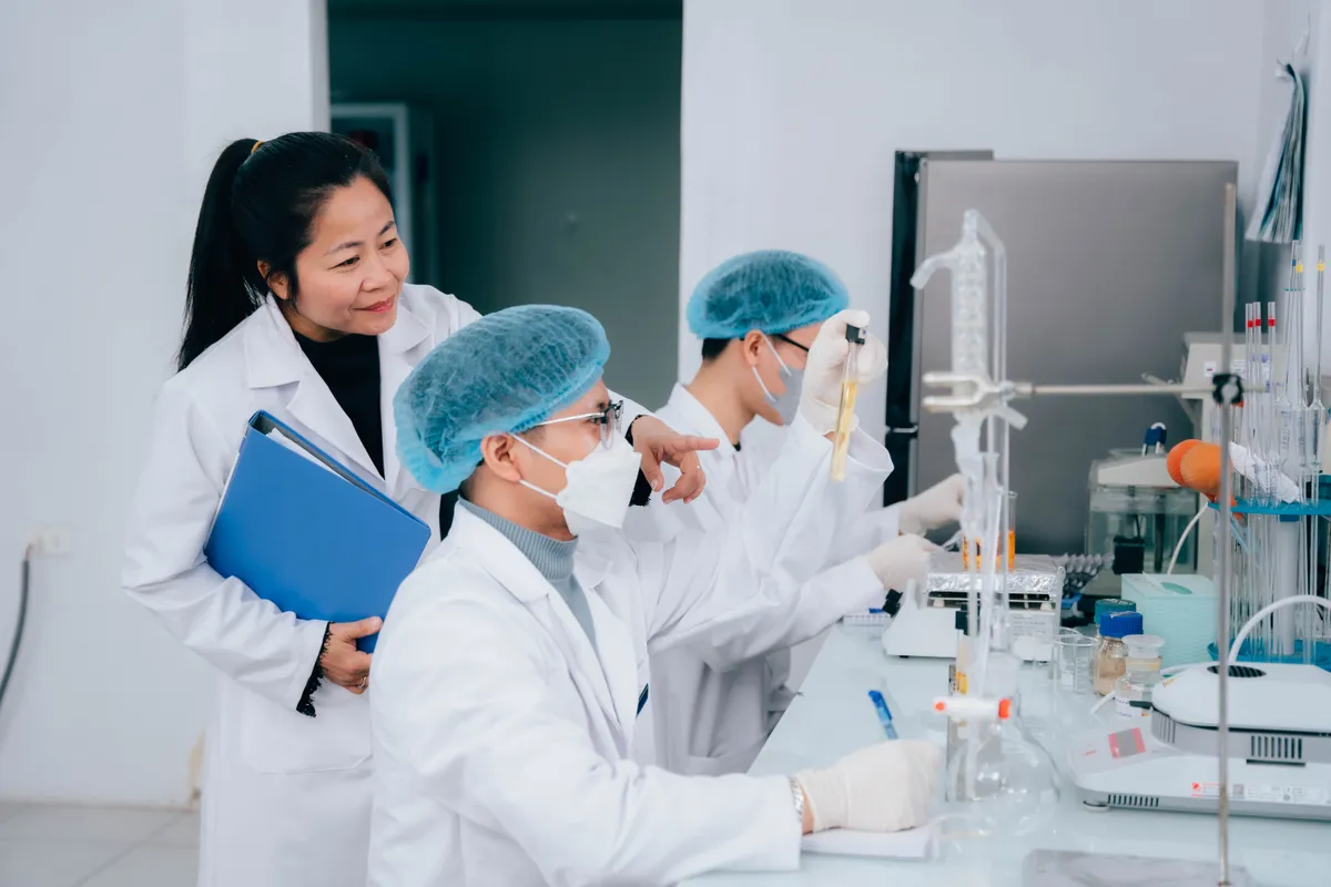 emPura by Medzavy và hành trình chinh phục Top 10 Thương Hiệu Mạnh Quốc Gia 2025 - Ảnh 3.