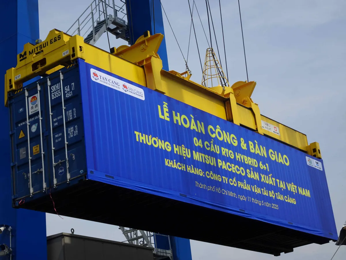 Tân Cảng Cát Lái tiếp nhận 4 cẩu RTG Hybrid góp phần hiện đại hóa và xanh hóa cảng biển - Ảnh 5.