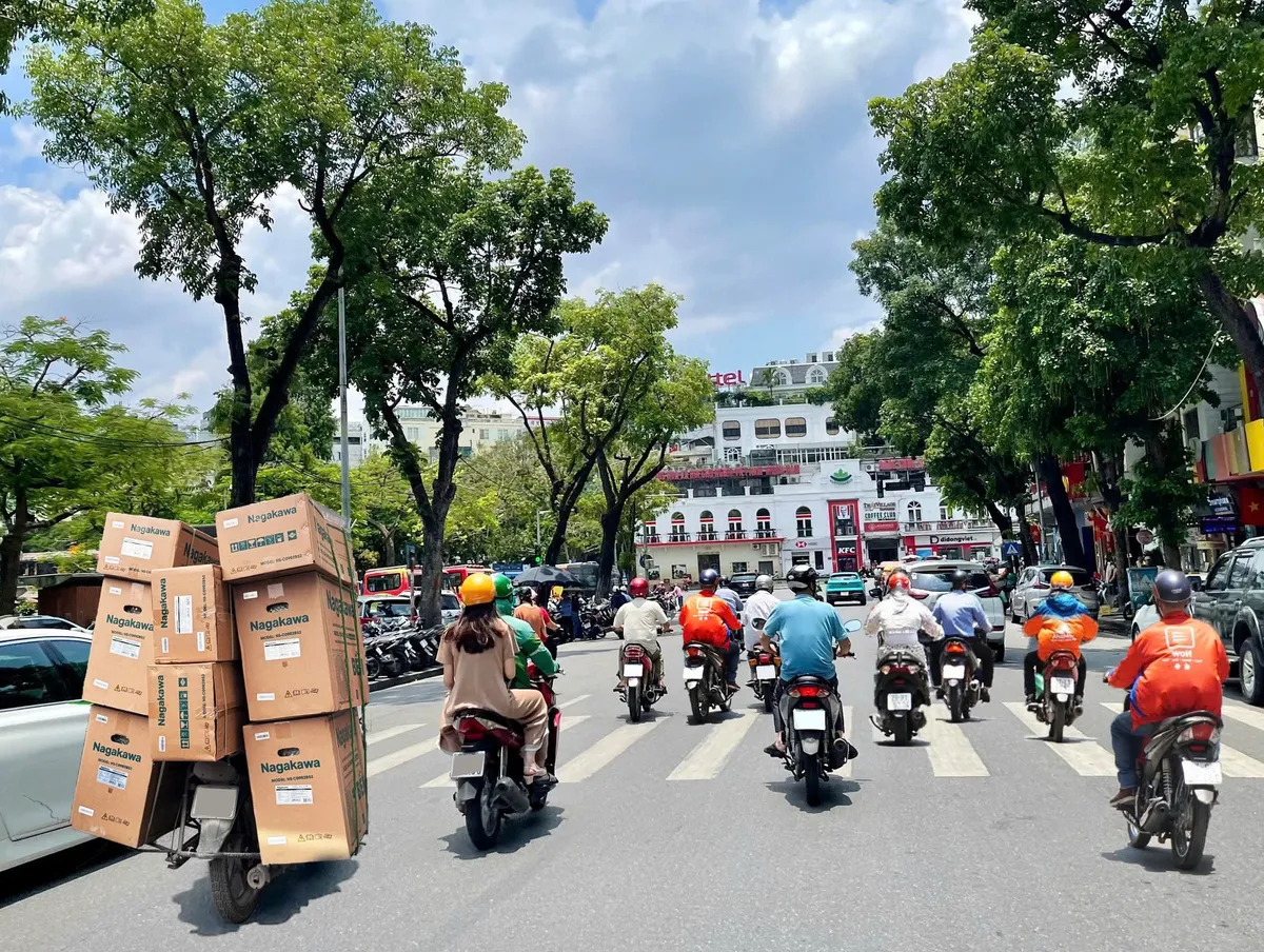 Dự báo nắng nóng gay gắt hè 2025, người tiêu dùng đang lựa chọn máy lạnh nào? - Ảnh 2. Dự báo nắng nóng gay gắt hè 2025, người tiêu dùng đang lựa chọn máy lạnh nào? - Ảnh 2.