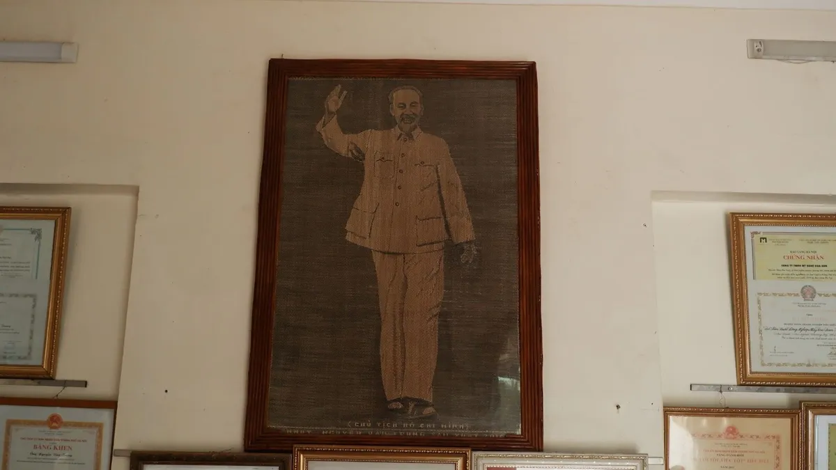 Nghệ nhân Nguyễn Văn Chung: Bản lĩnh thép trên những sợi mây tre đan - Ảnh 2.