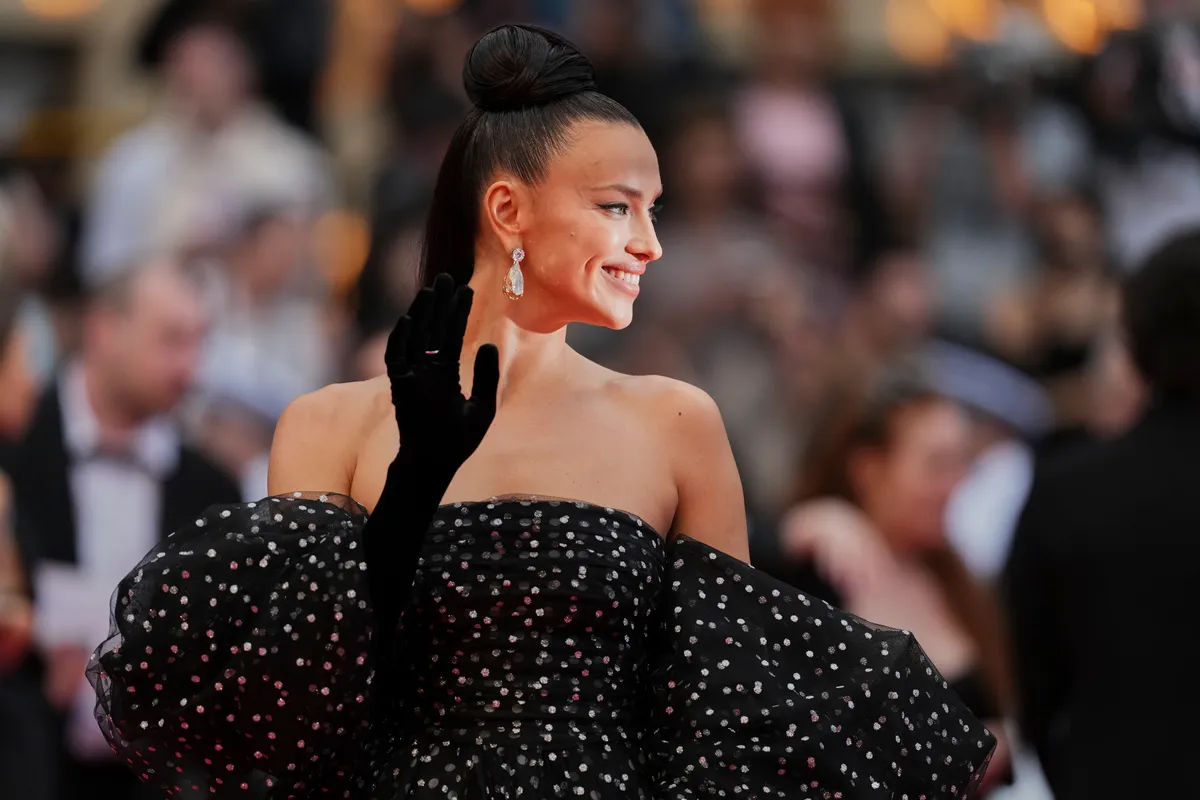 Thảm đỏ Cannes lần thứ 78: Dịu dàng, thanh lịch và... bớt nóng - Ảnh 10.