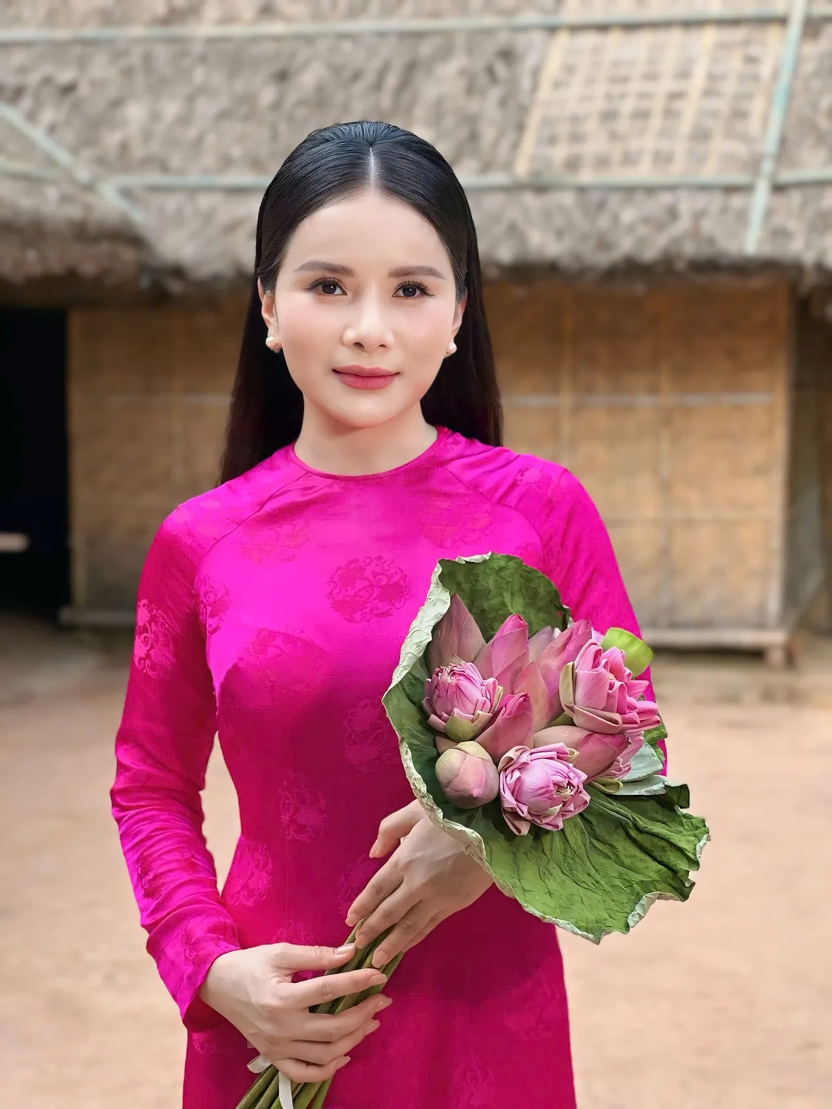 Câu chuyện từ những bài ca:  Giữa Làng Sen, kể chuyện Bác Hồ bằng âm nhạc - Ảnh 1.