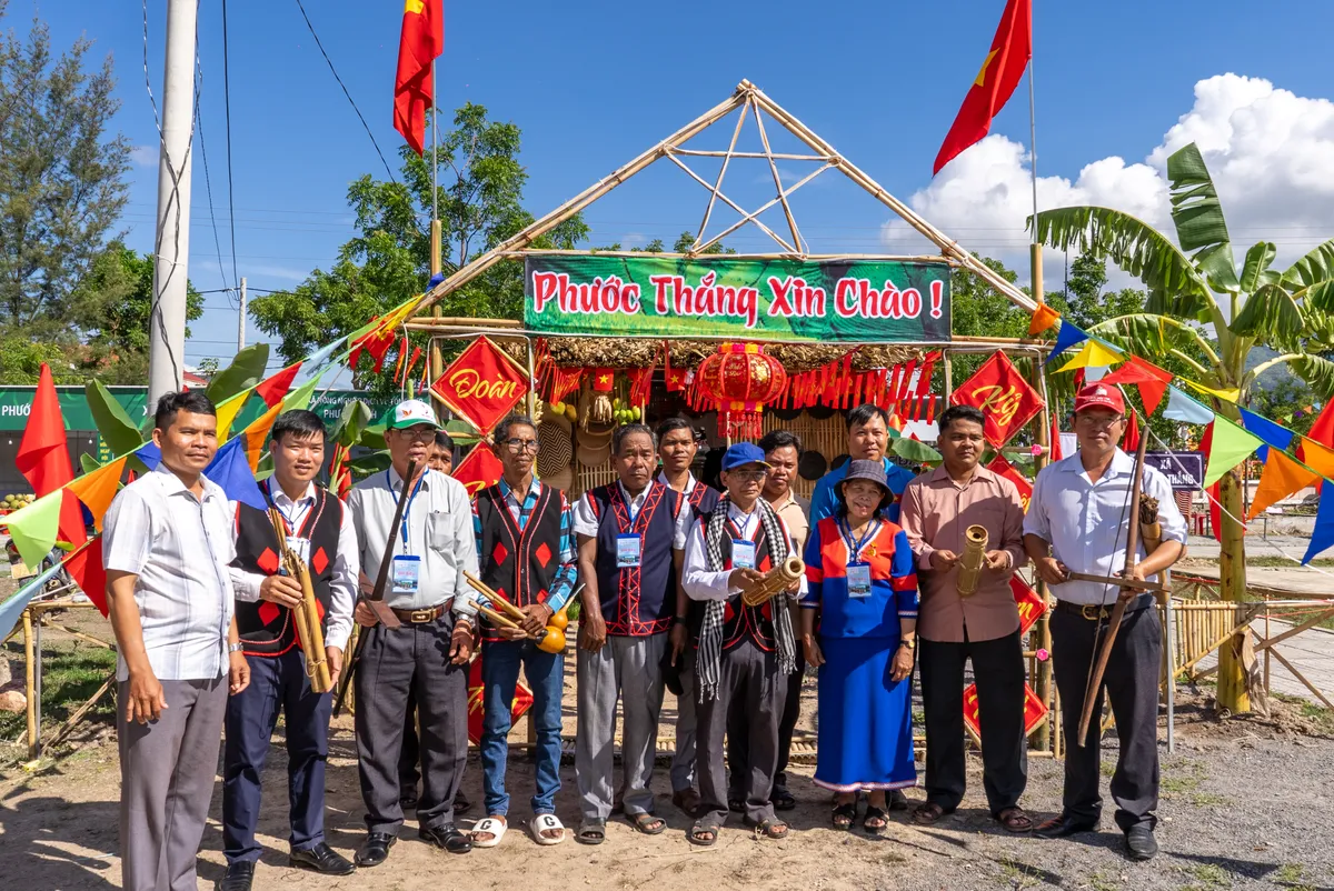 Ninh Thuận: Tưng bừng Ngày hội Văn hóa Raglai 2025, lan tỏa giá trị di sản độc đáo - Ảnh 4.