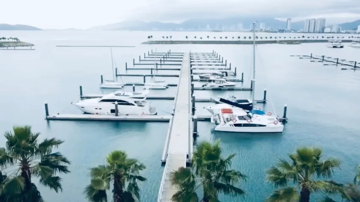 Nha Trang vào Top điểm đến hàng đầu thế giới mùa hè 2025 - Ảnh 2.