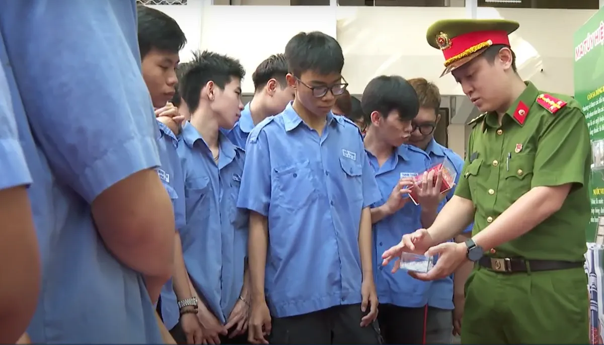 TP Hồ Chí Minh sẽ nhân rộng các mô hình phòng, chống ma túy hiệu quả - Ảnh 1.