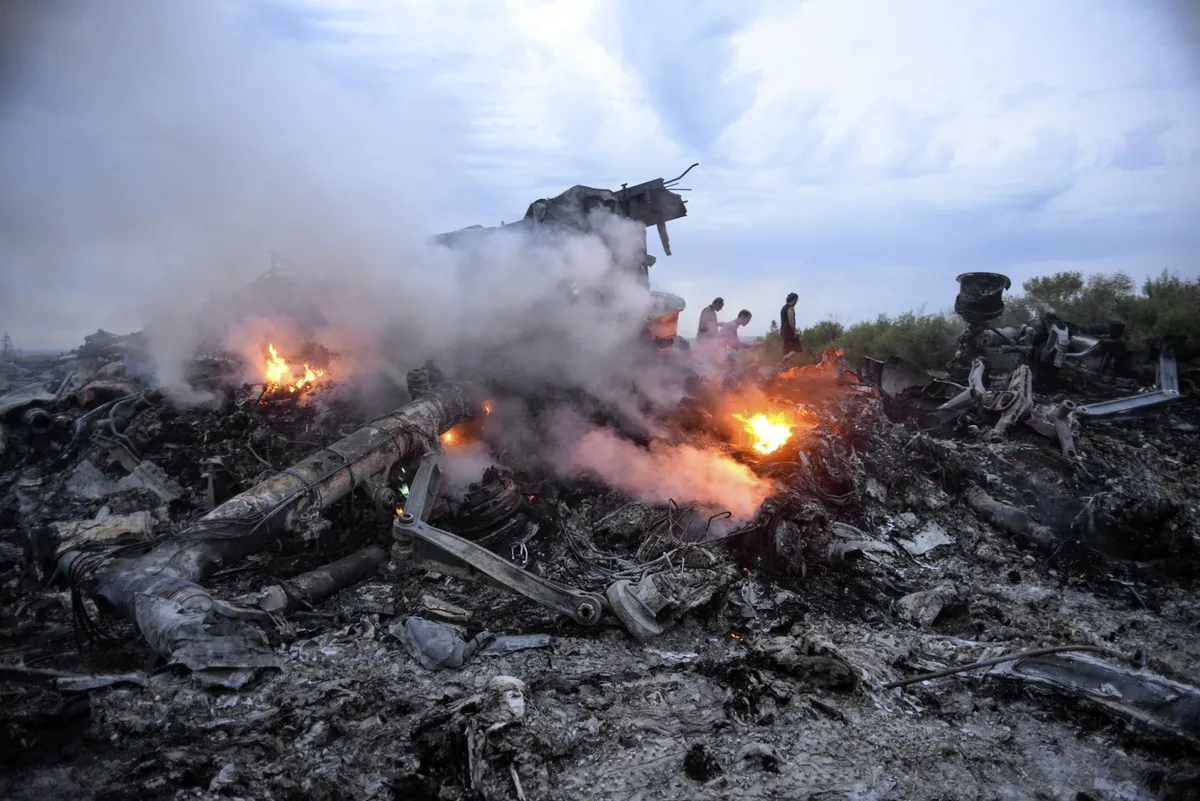 Ông Putin bác phán quyết của LHQ cáo buộc Nga bắn rơi máy bay MH17 - Ảnh 1.