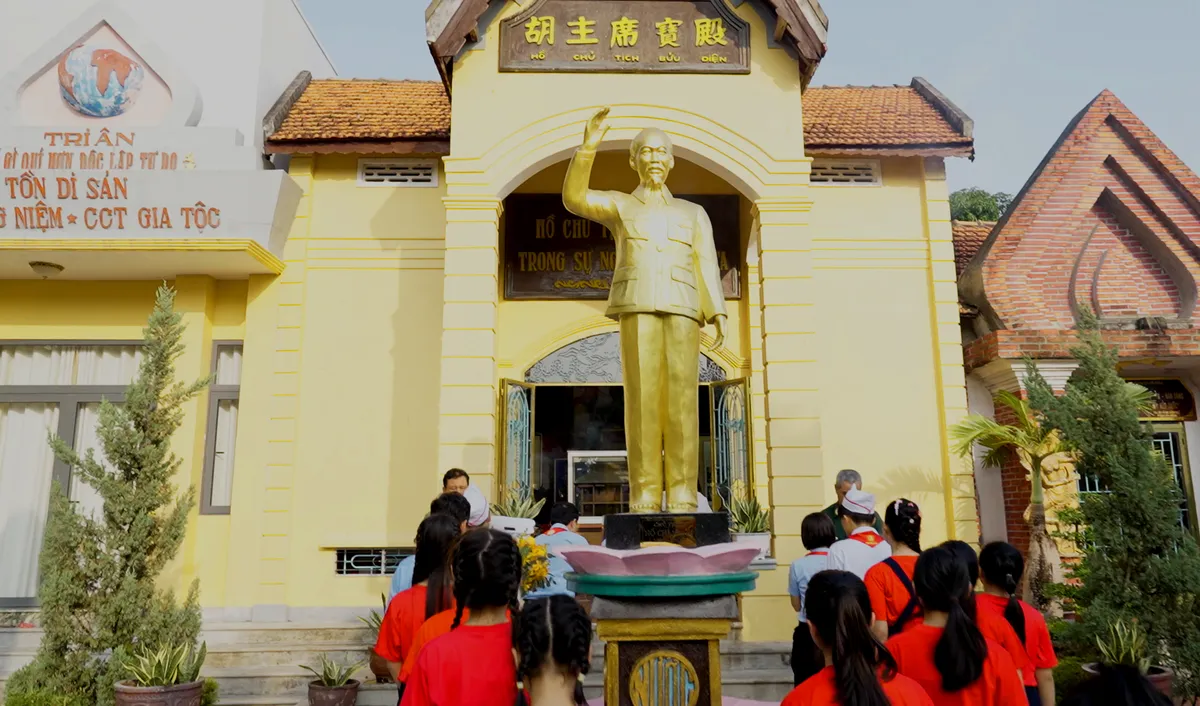 Khánh Hòa: Tấm lòng người cựu chiến binh với địa chỉ đỏ hướng về ngày sinh nhật Bác - Ảnh 3.