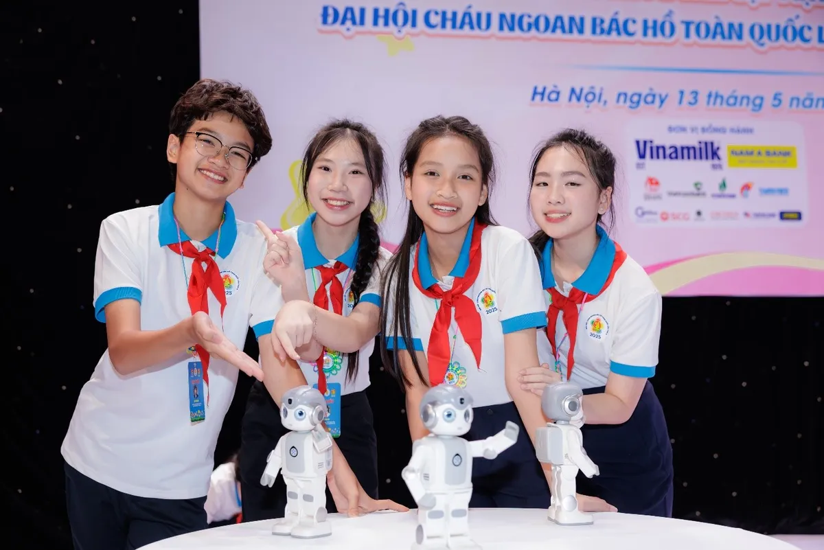Vinamilk đồng hành cùng thiếu nhi cháu ngoan Bác Hồ hướng đến kỷ niệm 135 năm ngày sinh nhật Bác - Ảnh 3.