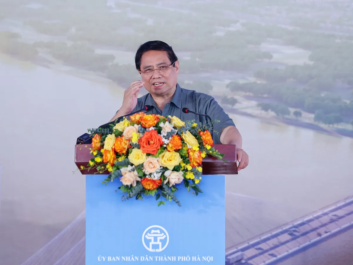 Thủ tướng Phạm Minh Chính dự lễ khởi công dự án cầu Tứ Liên - Ảnh 1.