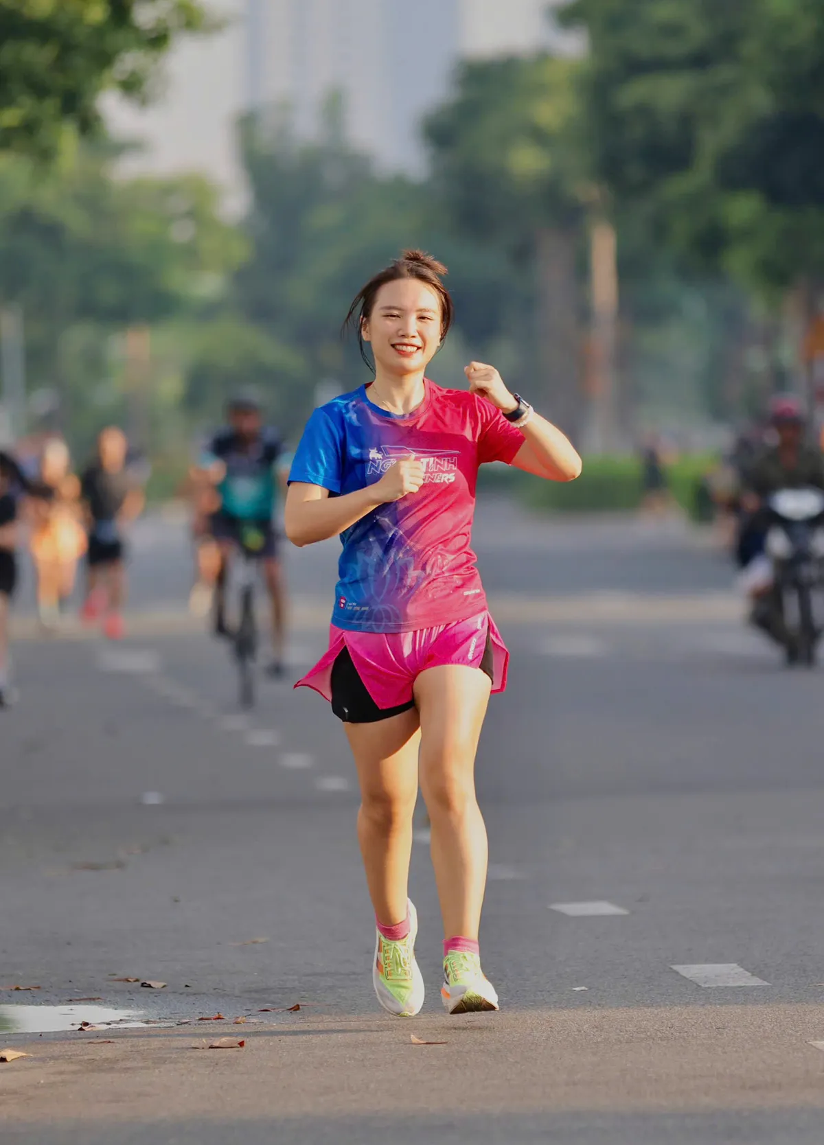 Chạy bộ không chỉ để khoẻ mà còn để “giải toả” - Ảnh 1.