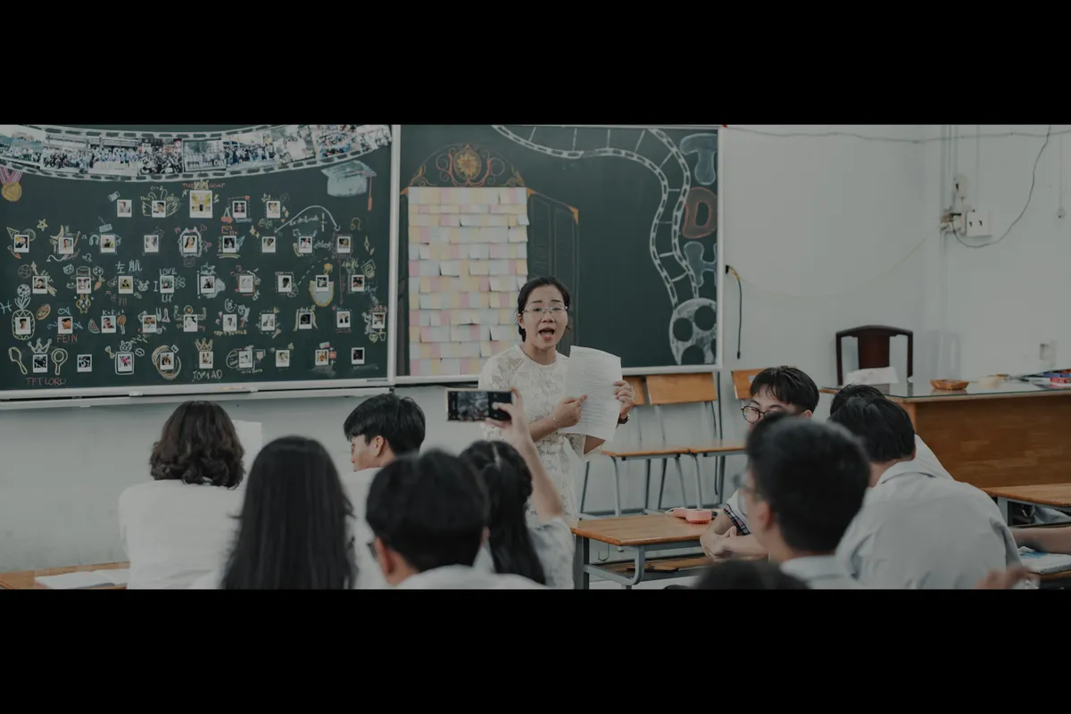 Chụp ảnh kỷ yếu: Đừng để kỷ niệm học trò thành gánh nặng với phụ huynh - Ảnh 3.