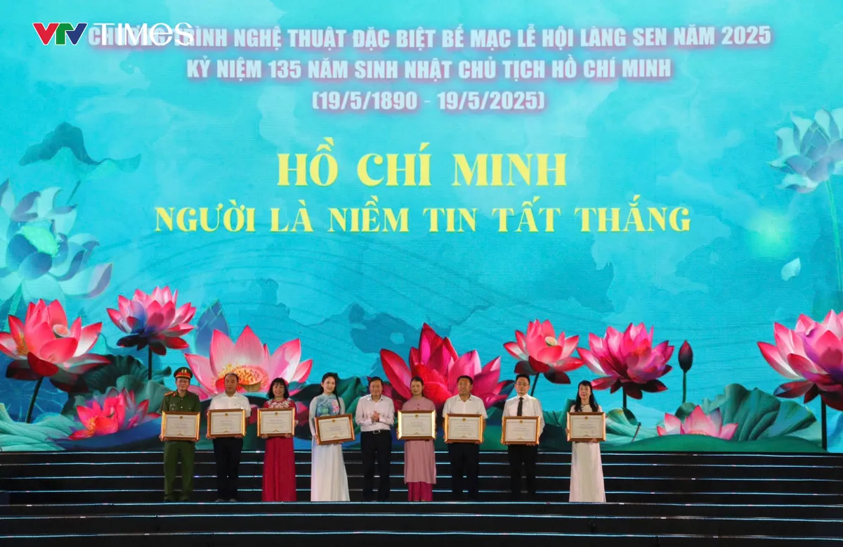 Bế mạc Lễ hội Làng Sen năm 2025: Hồ Chí Minh - Người là niềm tin tất thắng - Ảnh 4.