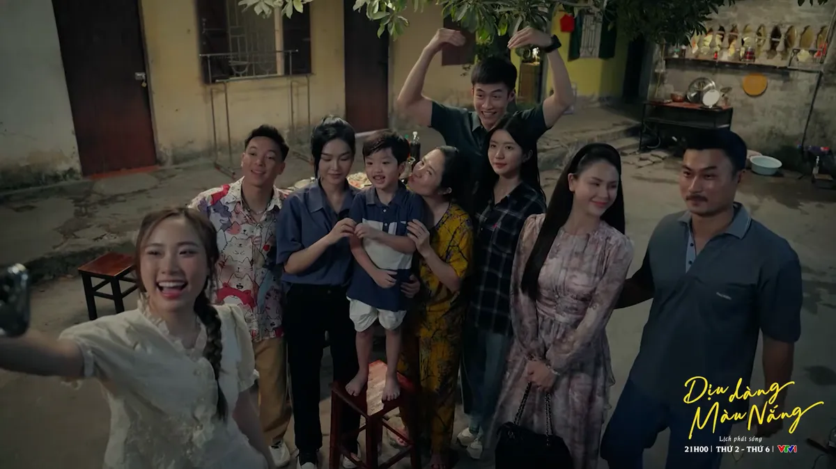 Duy Hưng - Lương Thu Trang về chung một nhà trong Dịu dàng màu nắng - Ảnh 1. Duy Hưng - Lương Thu Trang về chung một nhà trong Dịu dàng màu nắng - Ảnh 1.