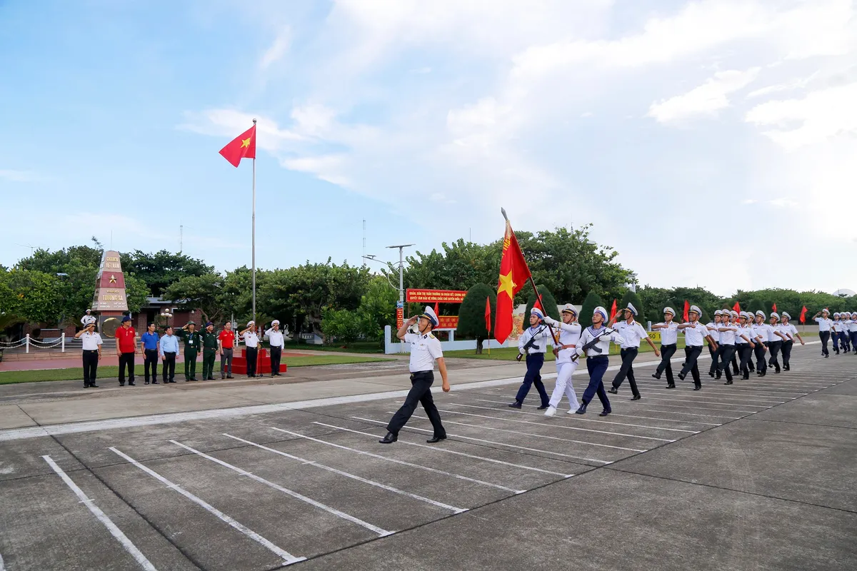 Trường Sa trong tim mỗi người... - Ảnh 11.