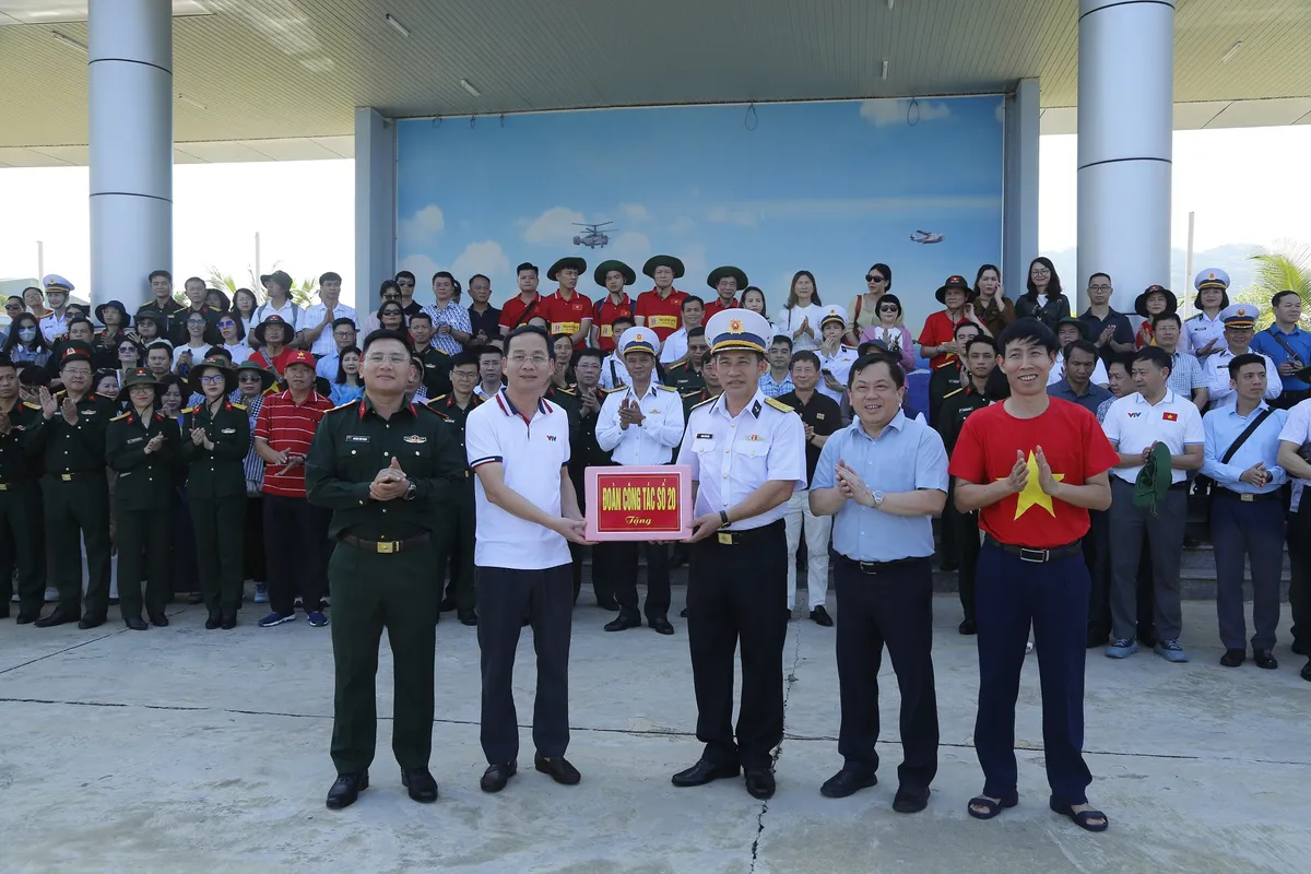Trường Sa trong tim mỗi người... - Ảnh 4.