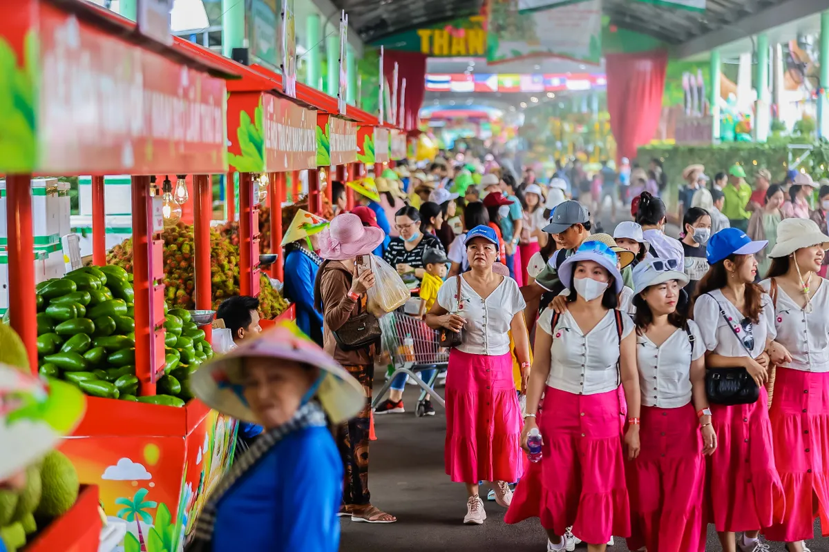 Lễ hội Trái cây Nam Bộ lần thứ 21: Hành trình kết nối nông sản, văn hóa và hội nhập - Ảnh 2. Lễ hội Trái cây Nam Bộ lần thứ 21: Hành trình kết nối nông sản, văn hóa và hội nhập - Ảnh 2.