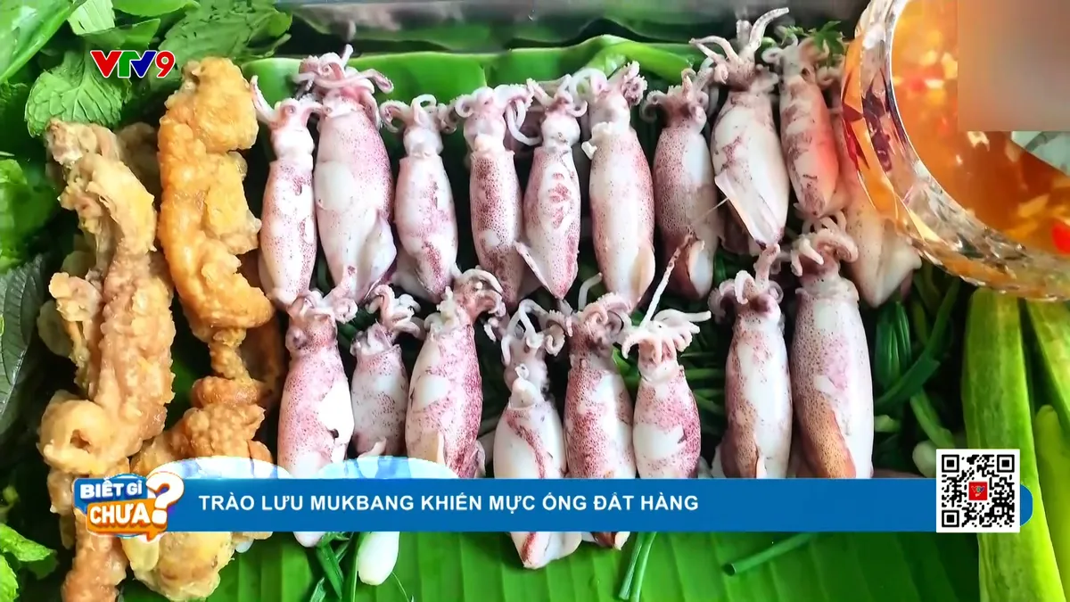 Trào lưu mukbang khiến mực ống đắt hàng Trào lưu mukbang khiến mực ống đắt hàng