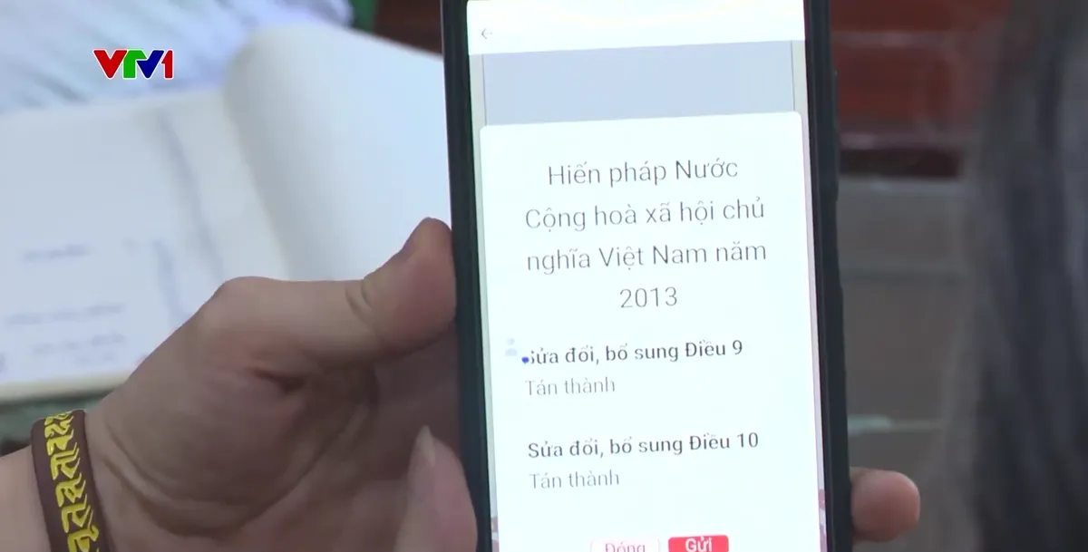 Tổ công nghệ giúp lấy ý kiến nhân dân góp ý sửa đổi Hiến pháp qua VNeID - Ảnh 2.
