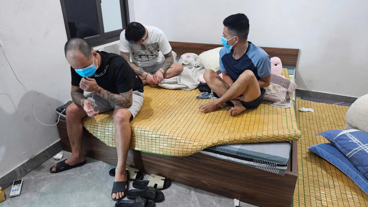 Thái Nguyên: Khởi tố 4 đối tượng trong vụ tụ tập sử dụng ma tuý - Ảnh 1.